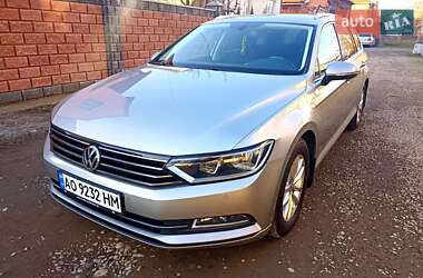 Универсал Volkswagen Passat 2015 в Тячеве