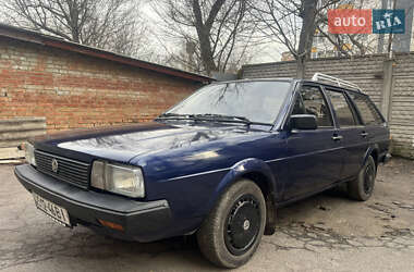 Універсал Volkswagen Passat 1982 в 