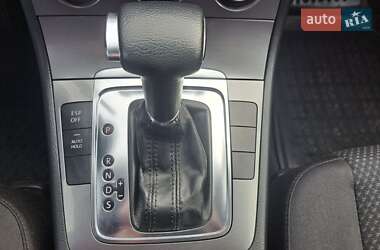 Седан Volkswagen Passat 2009 в 