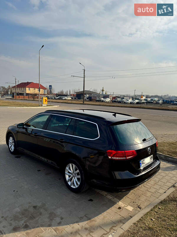 Универсал Volkswagen Passat 2016 в Луцке фото 3 Универсал Volkswagen Passat 2016 в Луцке