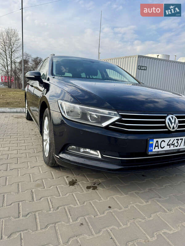 Универсал Volkswagen Passat 2016 в Луцке фото 15 Универсал Volkswagen Passat 2016 в Луцке
