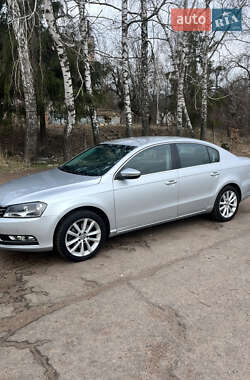Седан Volkswagen Passat 2012 в 