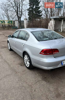 Седан Volkswagen Passat 2012 в 