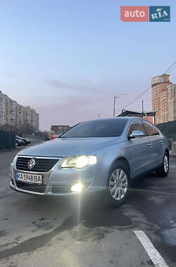 Седан Volkswagen Passat 2007 в Киеве