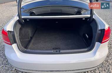 Седан Volkswagen Passat 2014 в 