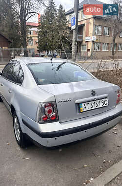 Седан Volkswagen Passat 1997 в 