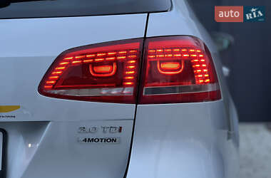 Универсал Volkswagen Passat 2012 в 