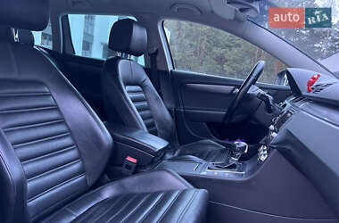 Универсал Volkswagen Passat 2012 в 