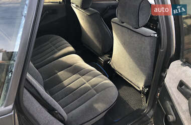 Седан Volkswagen Passat 1990 в 