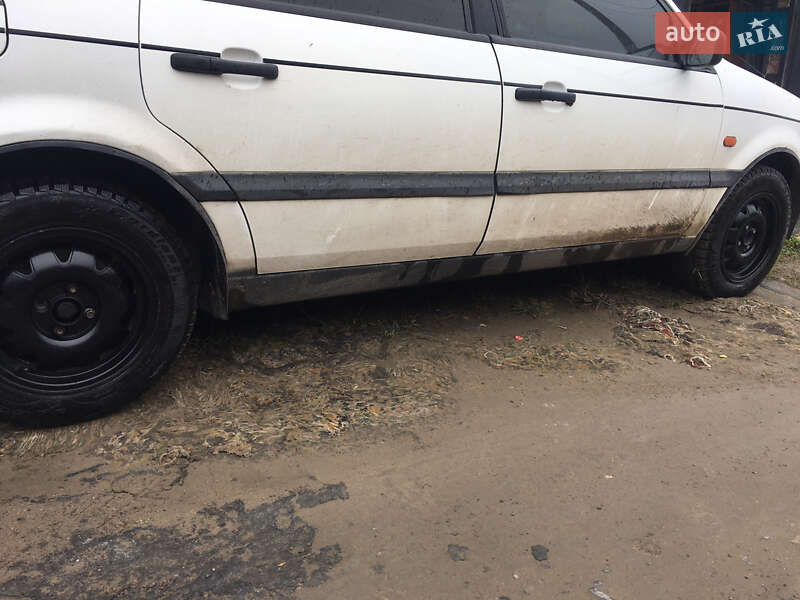 Volkswagen Passat 1995 Volkswagen Passat 1995