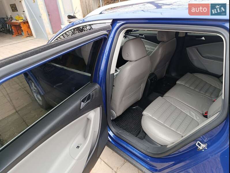 Универсал Volkswagen Passat 2009 в Брусилове