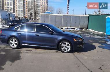 Седан Volkswagen Passat 2012 в Киеве