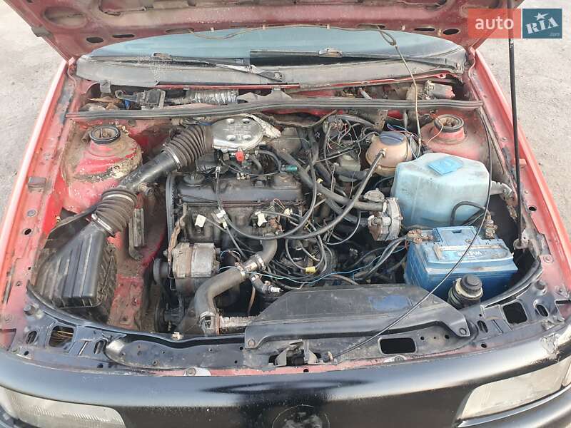 Універсал Volkswagen Passat 1989 в Криничках