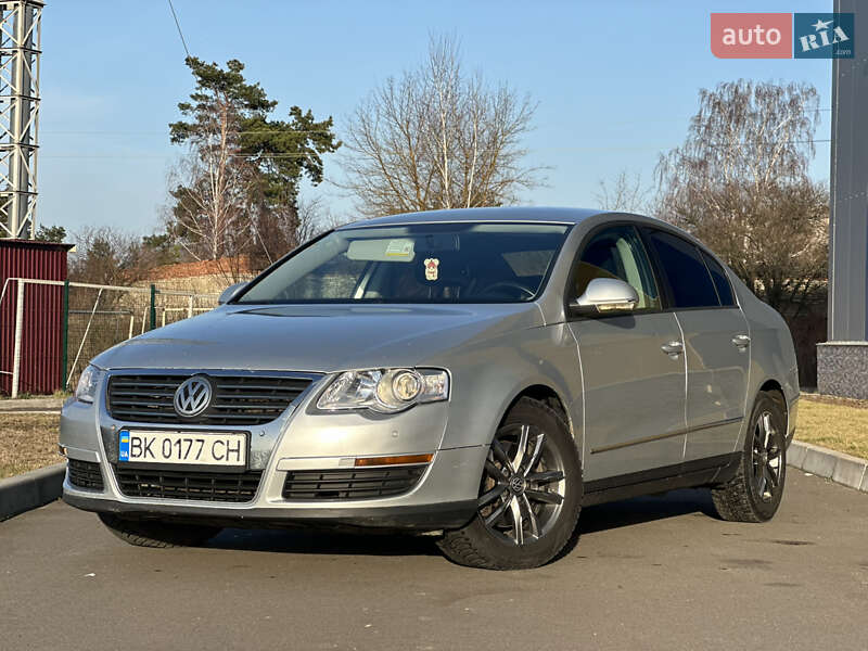 Седан Volkswagen Passat 2007 в Сарнах