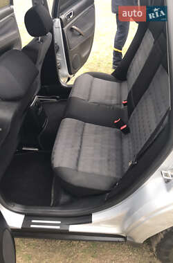 Універсал Volkswagen Passat 2001 в 