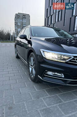 Универсал Volkswagen Passat 2017 в 