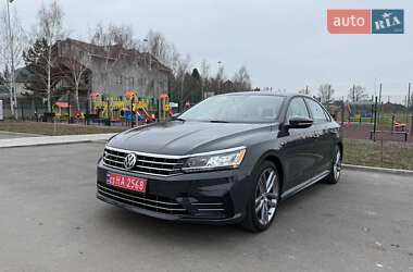 Седан Volkswagen Passat 2017 в 