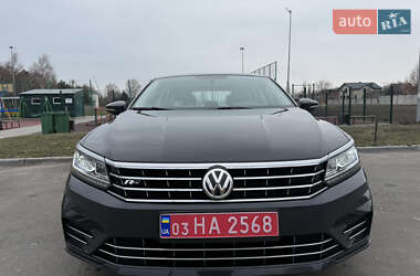 Седан Volkswagen Passat 2017 в 