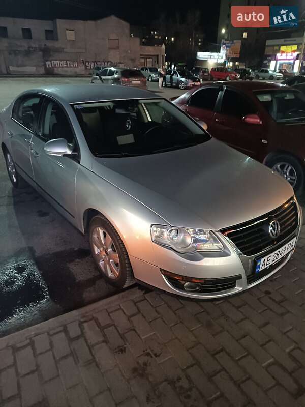 Седан Volkswagen Passat 2006 в Каменском фото 16 Седан Volkswagen Passat 2006 в Каменском
