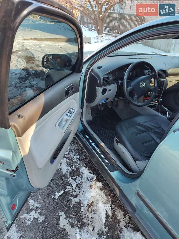 Седан Volkswagen Passat 1997 в Запоріжжі
