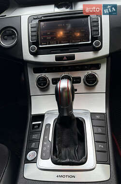 Седан Volkswagen Passat 2012 в 
