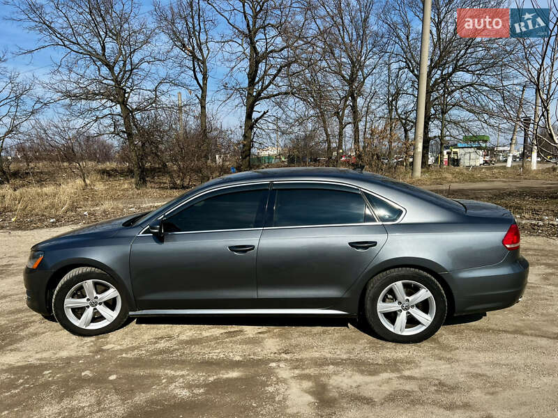 Седан Volkswagen Passat 2012 в Кропивницком