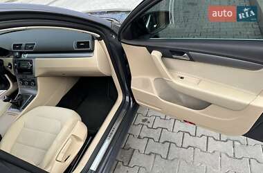 Универсал Volkswagen Passat 2011 в 