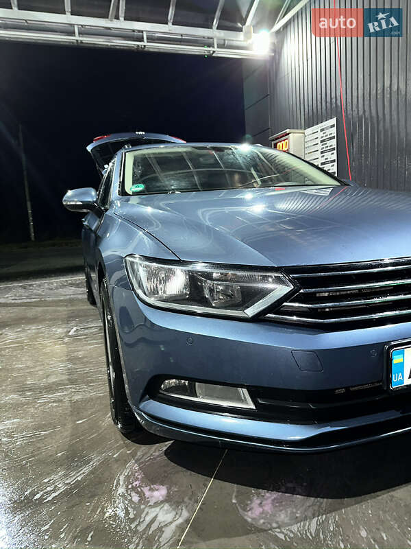 Универсал Volkswagen Passat 2016 в Сваляве