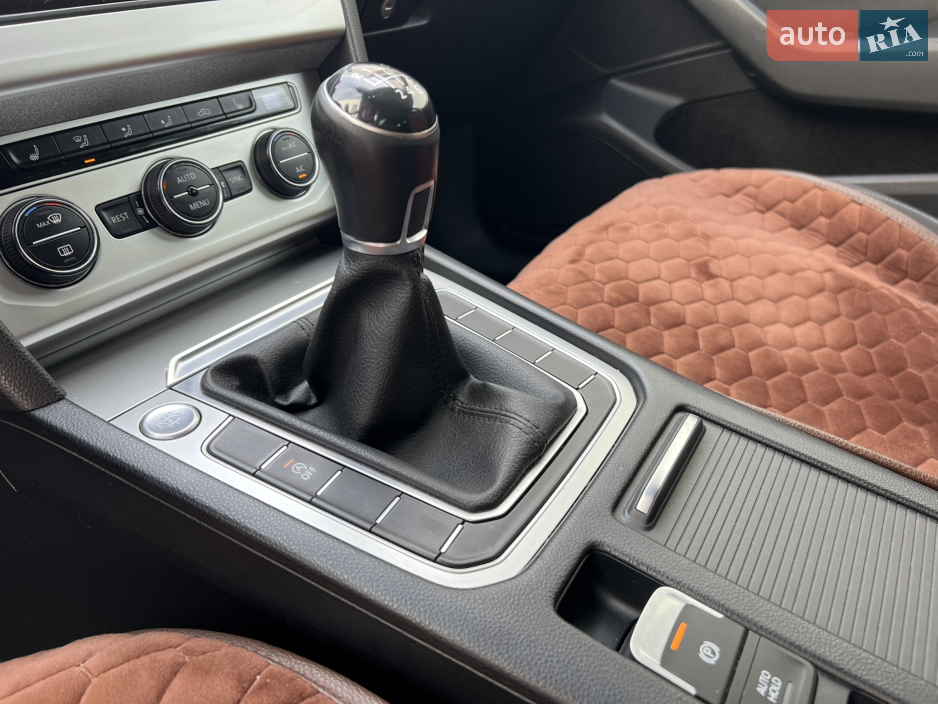 2015 Volkswagen Passat - мініатюра 41