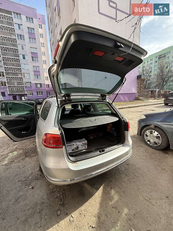 Универсал Volkswagen Passat 2014 в Луцке фото 8 Универсал Volkswagen Passat 2014 в Луцке