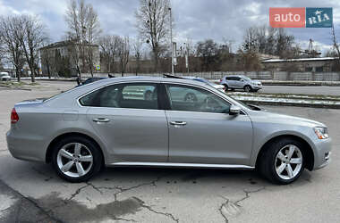 Седан Volkswagen Passat 2012 в 
