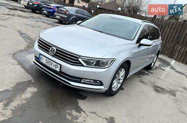 Універсал Volkswagen Passat 2015 в 