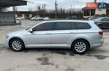 Універсал Volkswagen Passat 2015 в 