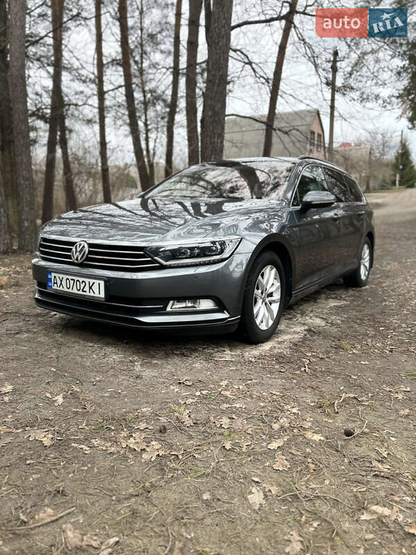 Універсал Volkswagen Passat 2015 в Харкові