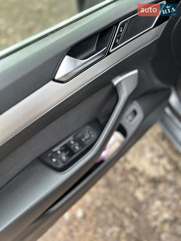 Універсал Volkswagen Passat 2015 в Харкові