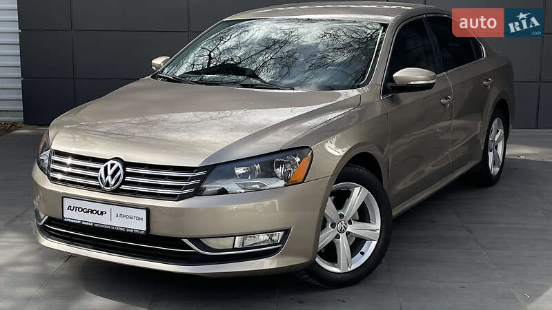 Седан Volkswagen Passat 2014 в Одесі