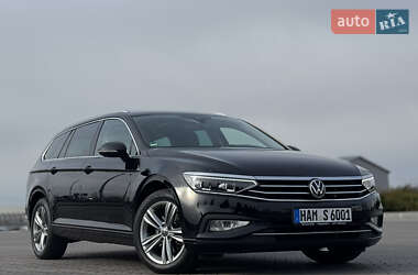 Універсал Volkswagen Passat 2021 в 