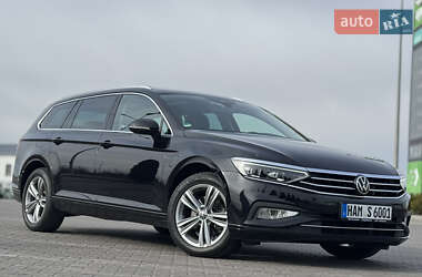 Універсал Volkswagen Passat 2021 в 