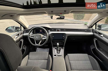Універсал Volkswagen Passat 2021 в 