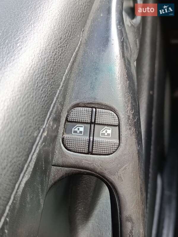 Седан Volkswagen Passat 1996 в Бердичеве