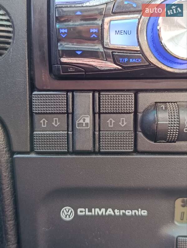 Седан Volkswagen Passat 1996 в Бердичеве