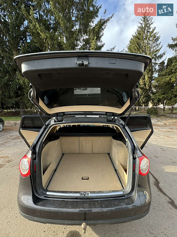 Универсал Volkswagen Passat 2006 в Львове