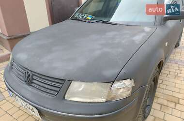 Универсал Volkswagen Passat 1998 в 