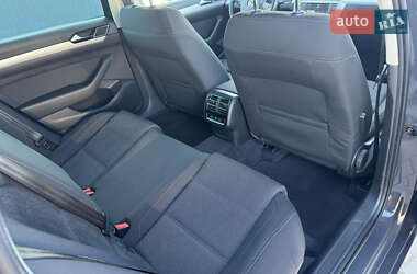 Универсал Volkswagen Passat 2014 в 