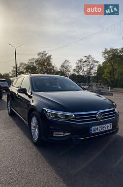 Універсал Volkswagen Passat 2021 в 