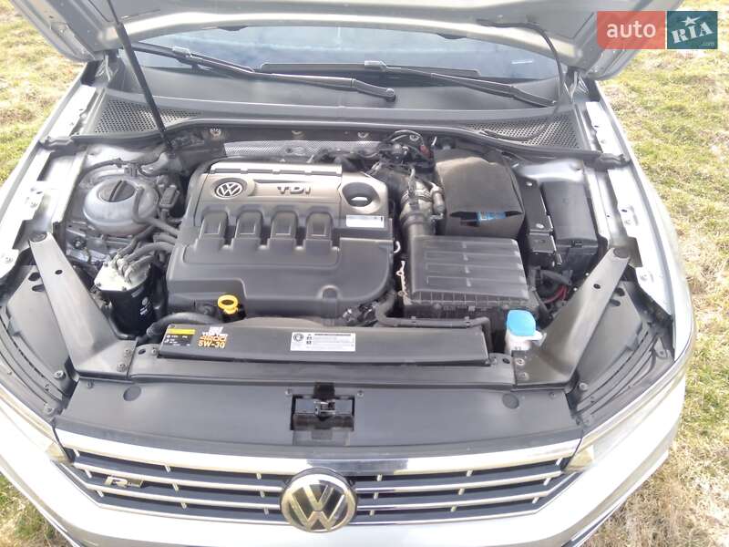 Универсал Volkswagen Passat 2015 в Хмельницком