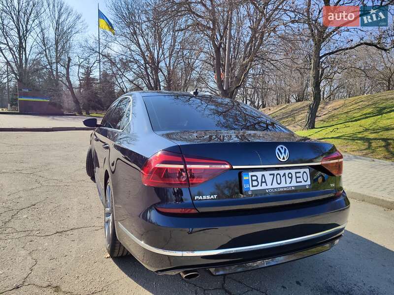 Седан Volkswagen Passat 2017 в Кропивницькому