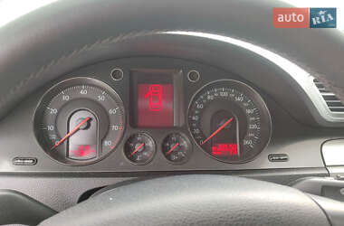 Седан Volkswagen Passat 2006 в 