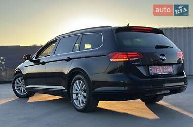 Универсал Volkswagen Passat 2018 в Львове