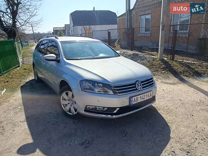 Универсал Volkswagen Passat 2012 в 